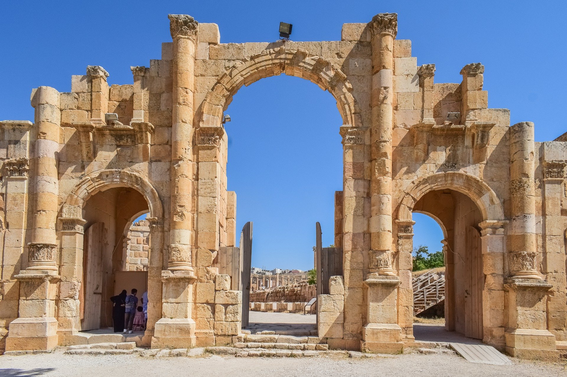 major tourist attractions in jordan