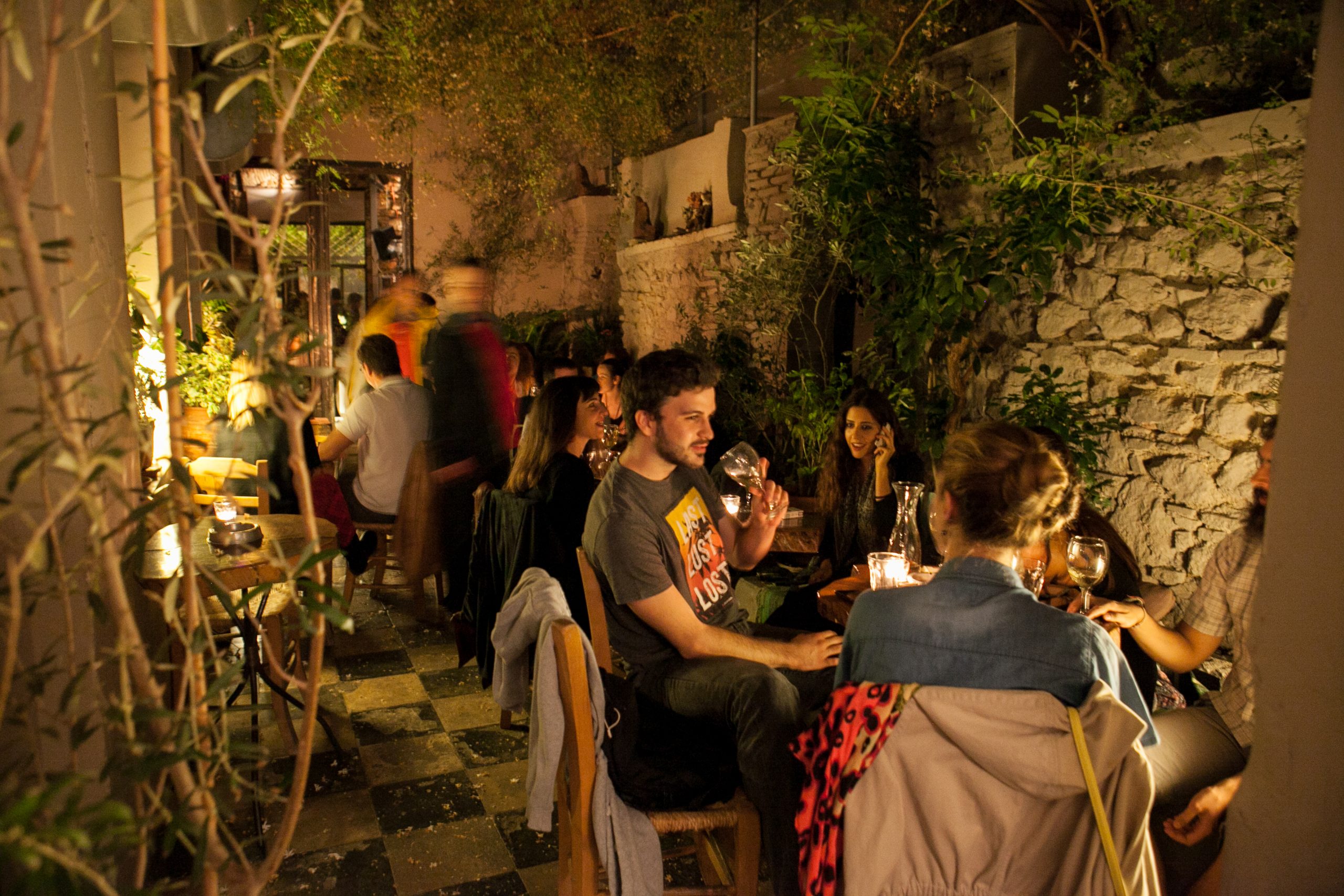 Enjoy A Drink In The Garden Bars On The Athens Nightlife Tour_41