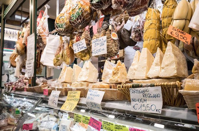 Explore A Traditional Market On The Tuscan Market Tour And Cooking Class From Florence_49