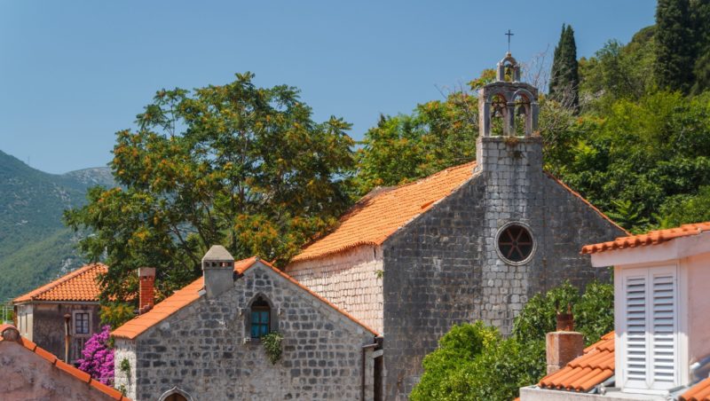 Explore The City Of Mali Ston On The Wine And Oyster Tasting Experience At The Pelješac Peninsula