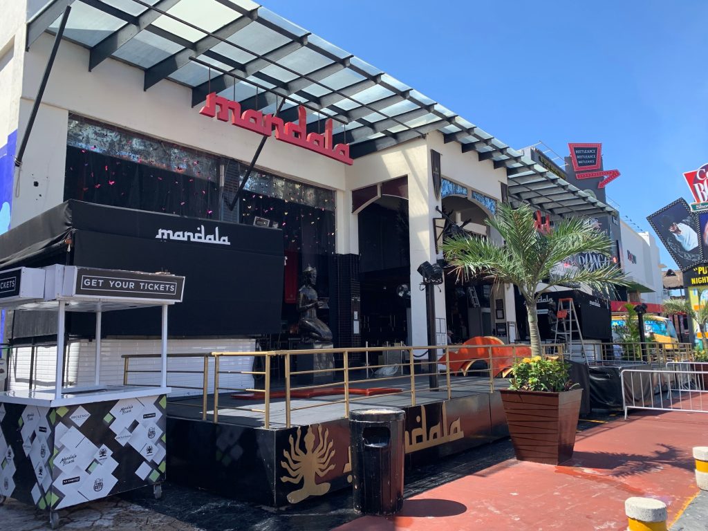 mandala club cancun mexico