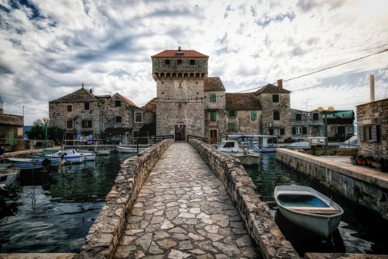 Explore The Game Of Thrones Sceneries During Your Game Of Thrones Tour From Split
