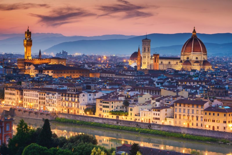 Discover Florence By Night