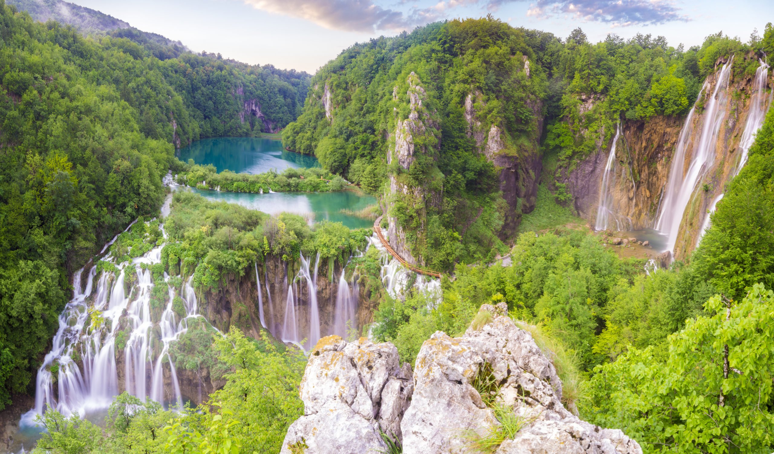 Discover The Stunning Plitvice Lakes National Park On The 7 Day Highlights Of Croatia Package Tour