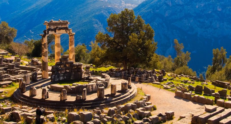 Explore The Ruins Of Delphi On The Meteora And Delphi 3 Day Tour From Athens By Train