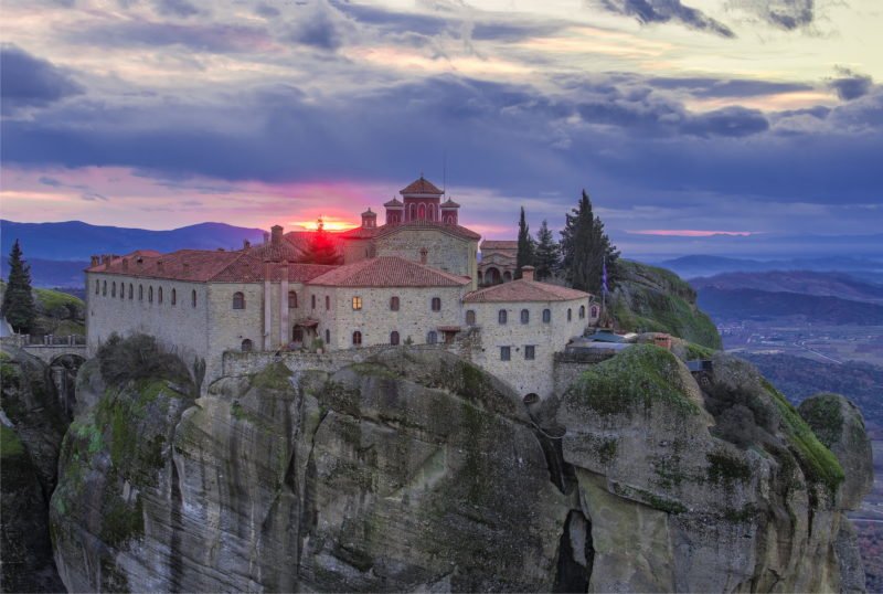Hop On A Train In Athens Or Thessaloniki And Start Your 3 Day Meteora Tour_47