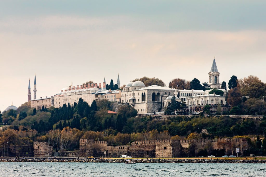 Palace in Istanbul Travel Guide