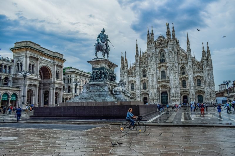 Wander On The Footsteps Of Michelangelo And Da Vinci On The Milan Dome And Sforza Castle Half Day Tour