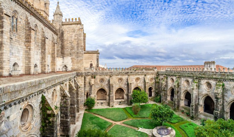 Discover Evora With Your Guide On The Evora Wine Tasting Tour From Lisbon