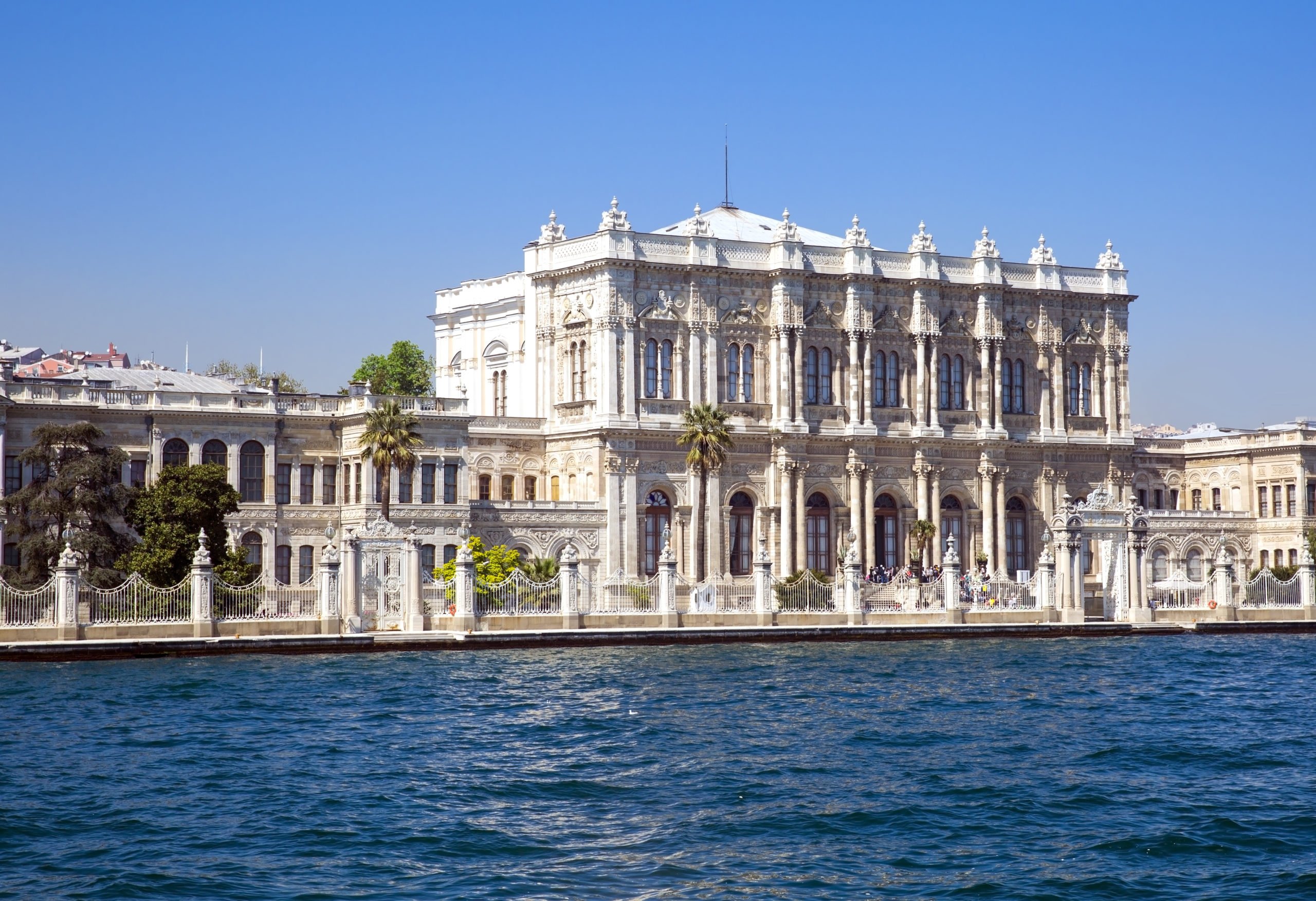 Enjoy A Guided Tour Of The Dolmabahce Palace On The Dolmabahce Palace Tour & Bosporus Cruise From Istanbul