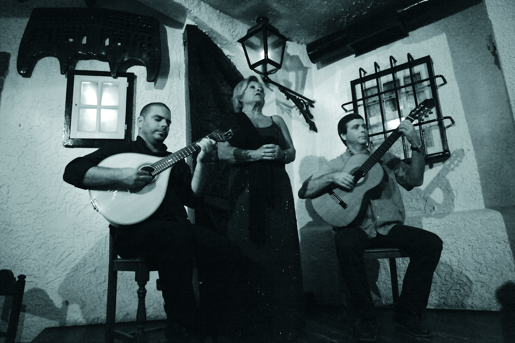 Enjoy A Traditional Fado Show On The Lisbon Fado Experience And Dinner_59