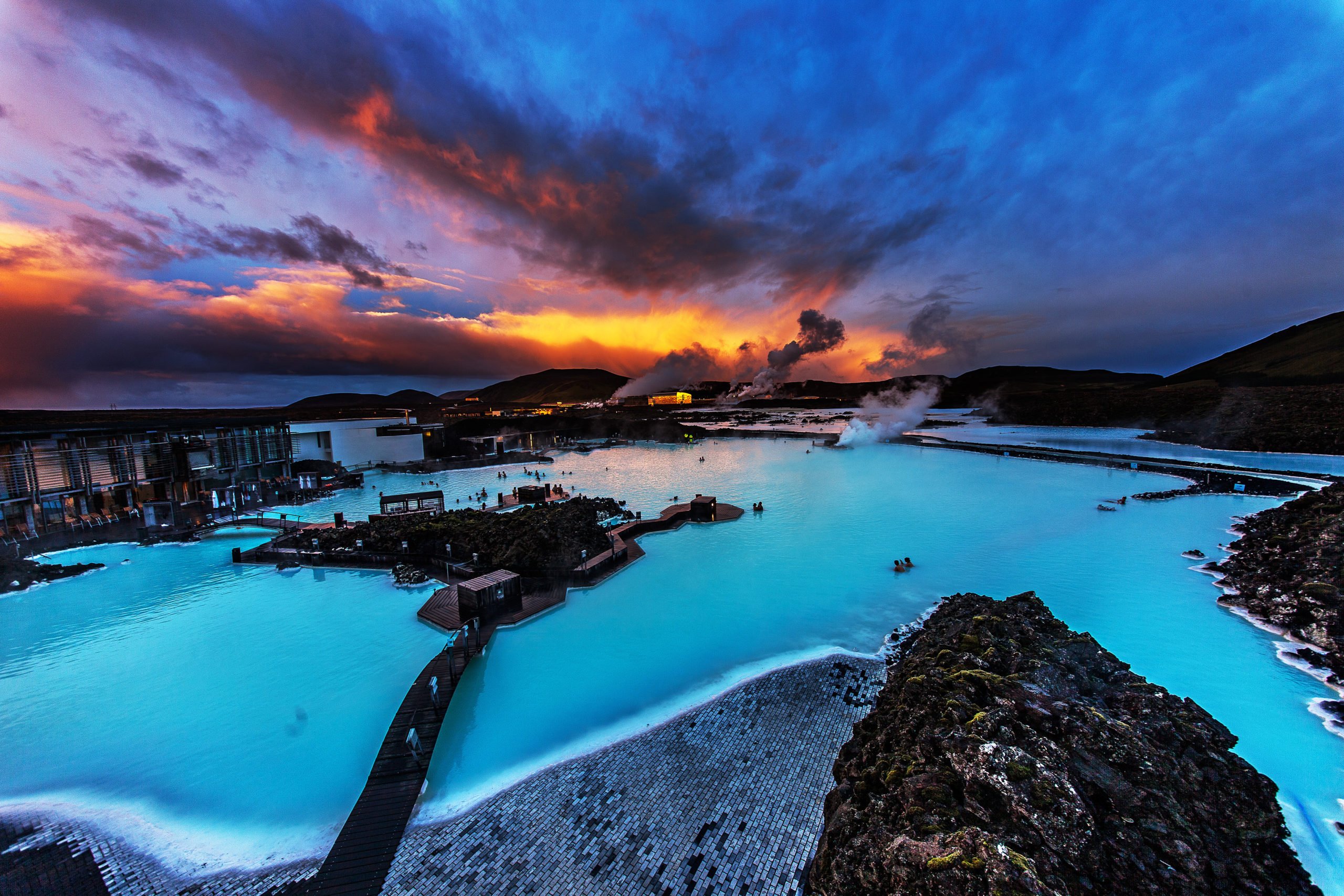 Experience The Blue Lagoon Unique Atmosphere And Silica Masks In Our Blue Lagoon & Northern Lights Tour