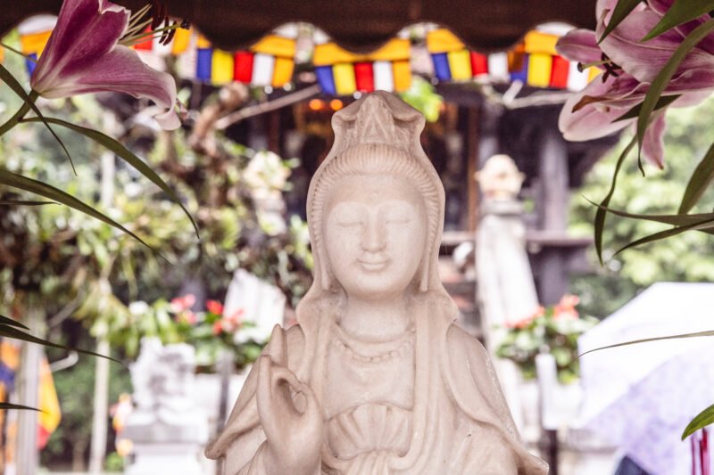 Admire The Beautiful Statues During The Insider Hanoi City Tour