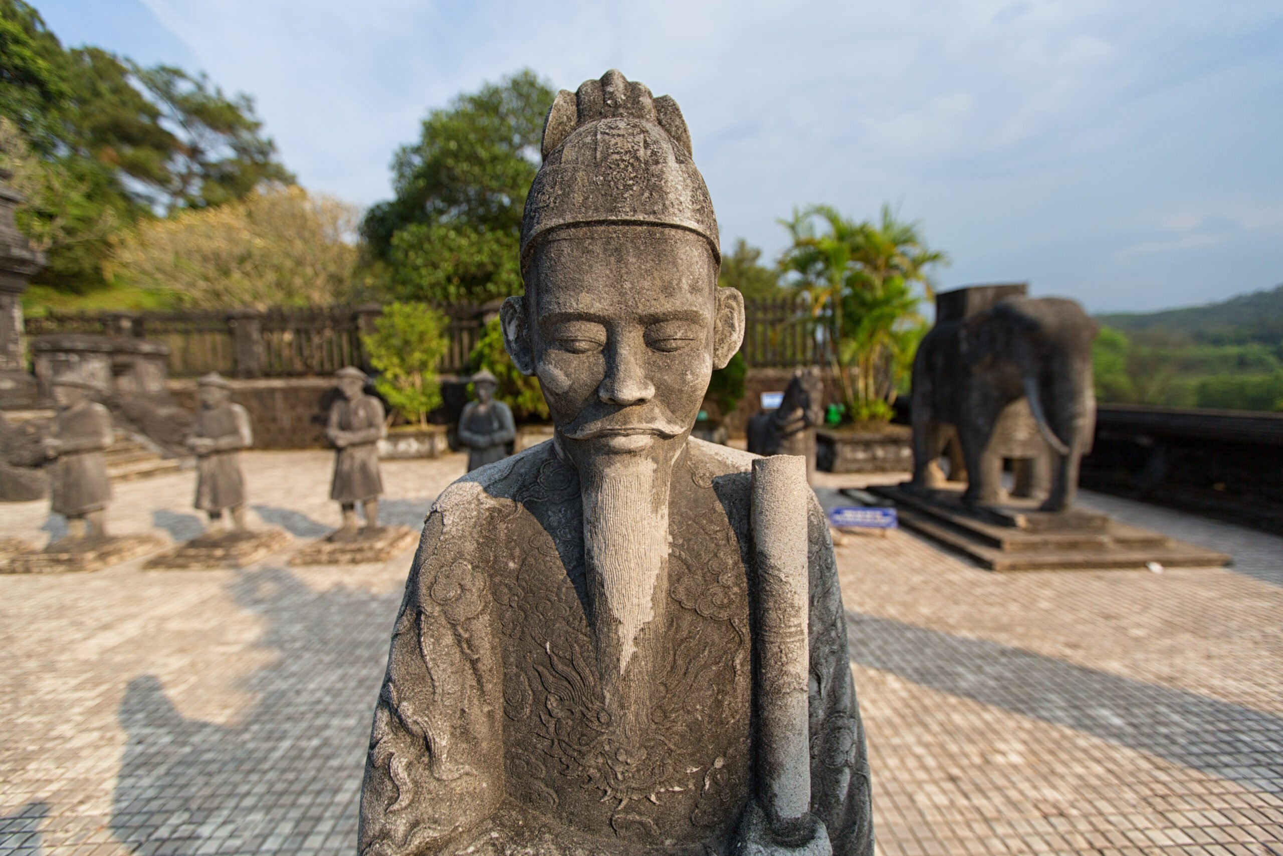 Admire The Statues Of The Emperor Kai Dinh On The Insider Hue City Tour