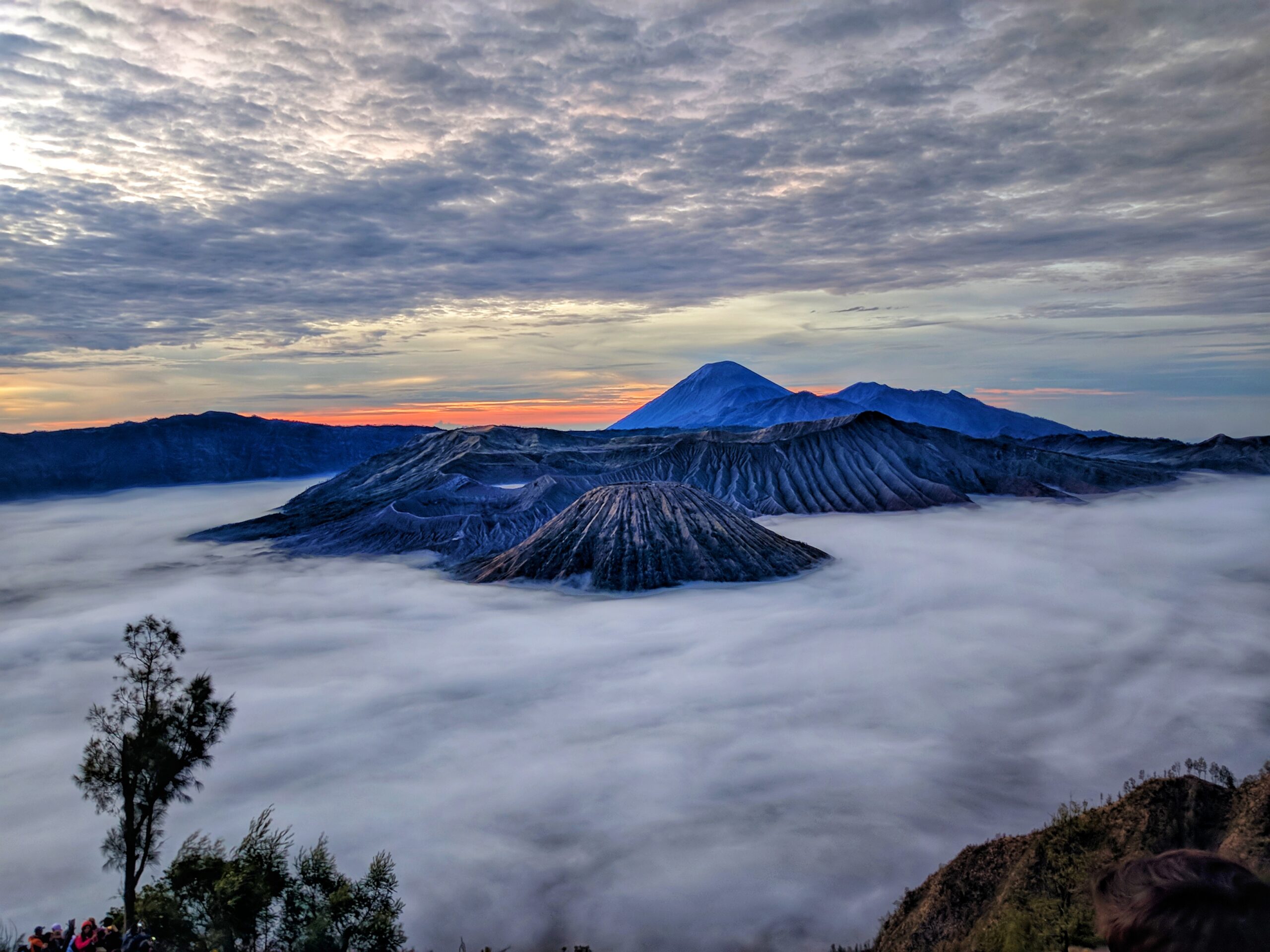  Mount  Bromo  Midnight Tour  from Surabaya Malang Tourist 