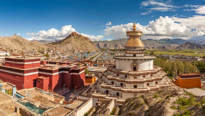 Explore The Old Part Of Town In Gyangtse In Our 8 Day Of Classic Tibet Tour