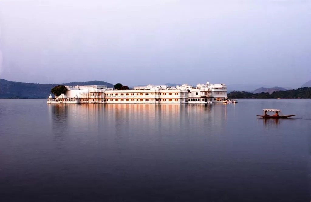 Palatial surrounds at Taj Lake Palace Palatial surrounds at Taj Lake Palace. One of the most beautifully designed hotels in India
