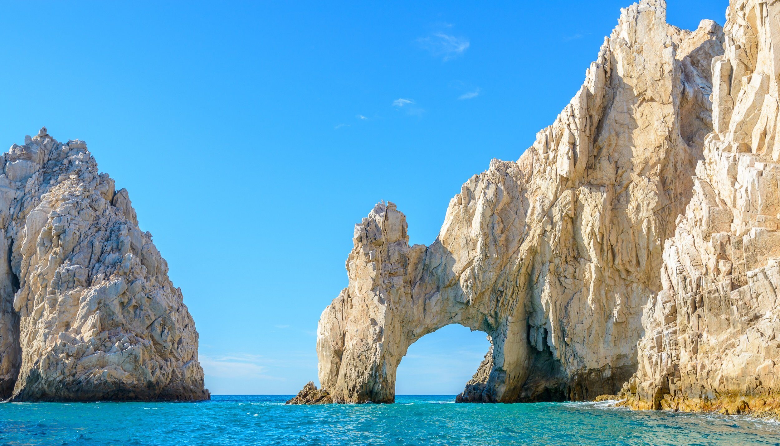 Set Sail On A Luxury Boat On Our 6 Day Secrets Of Los Cabos Tour Package