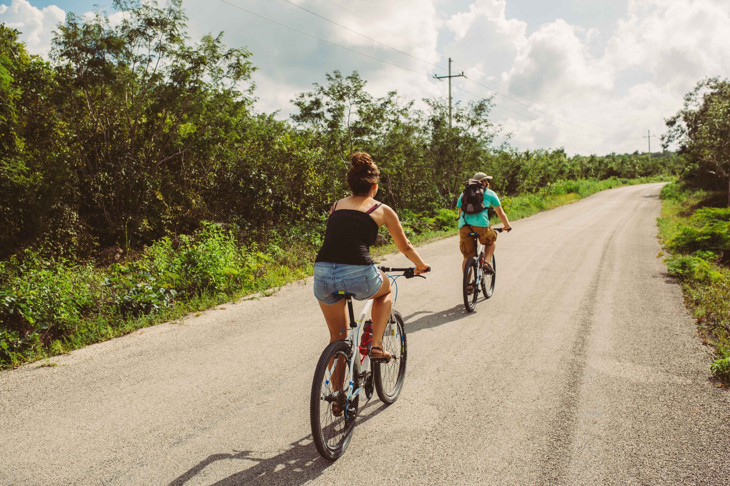Biking Through Chianti On Our Alternative Florence & Tuscany 6 Day Tour Package