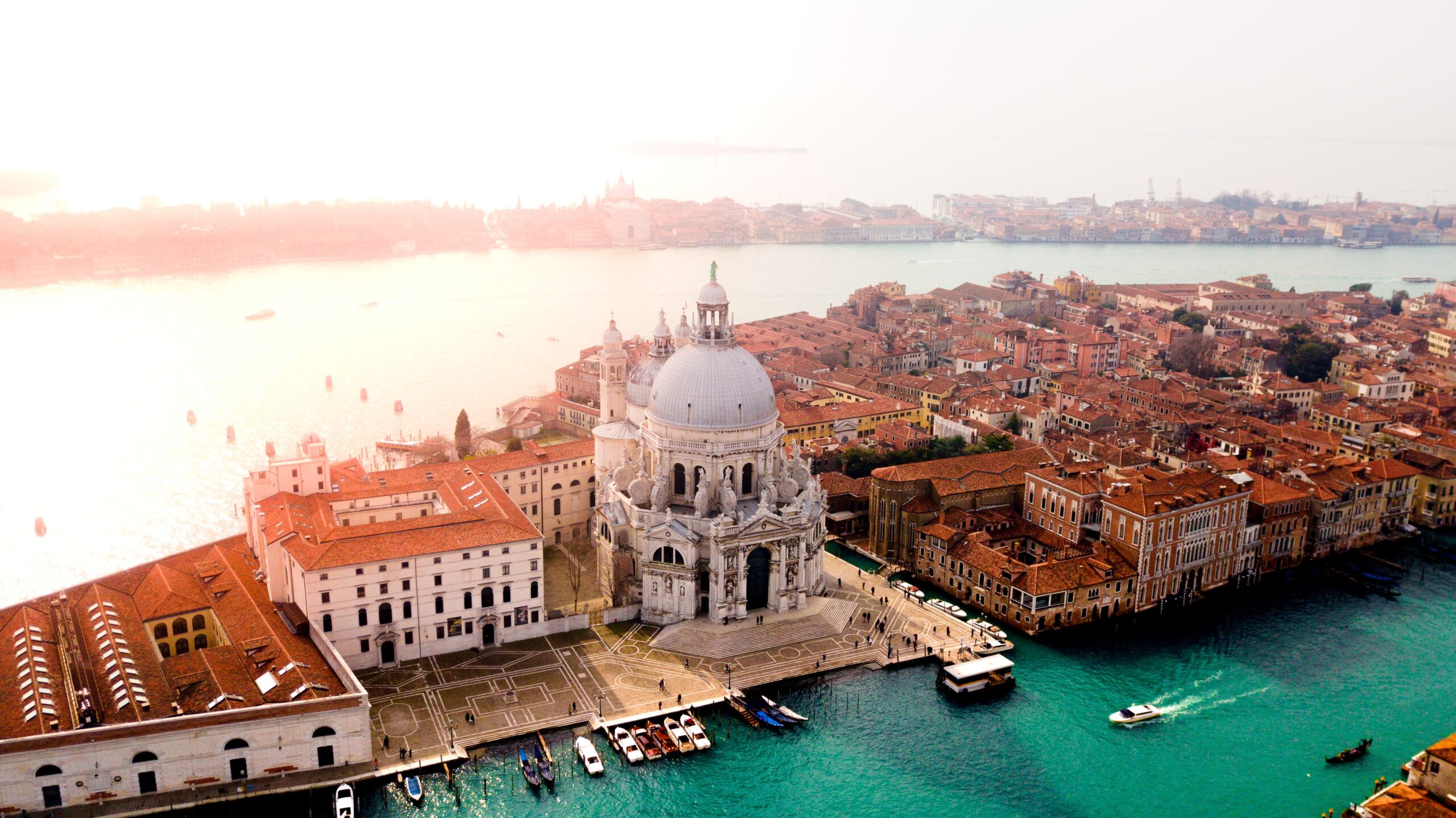 Stunning Venice -14 Day South To North Italy Tour Package