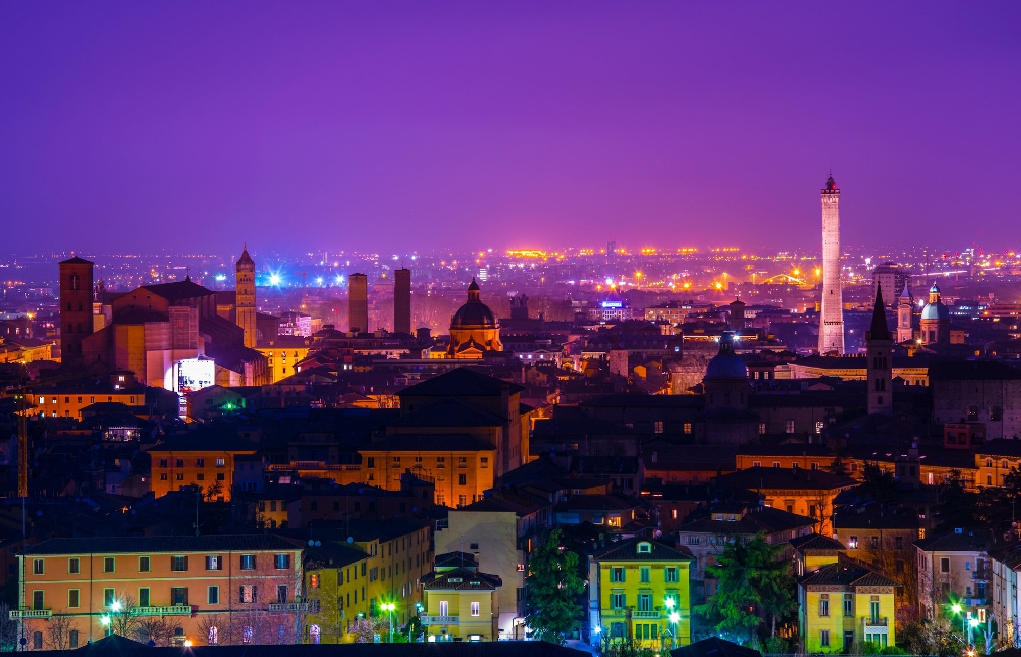 Bologna By Night - Food & Wine Walking Tour